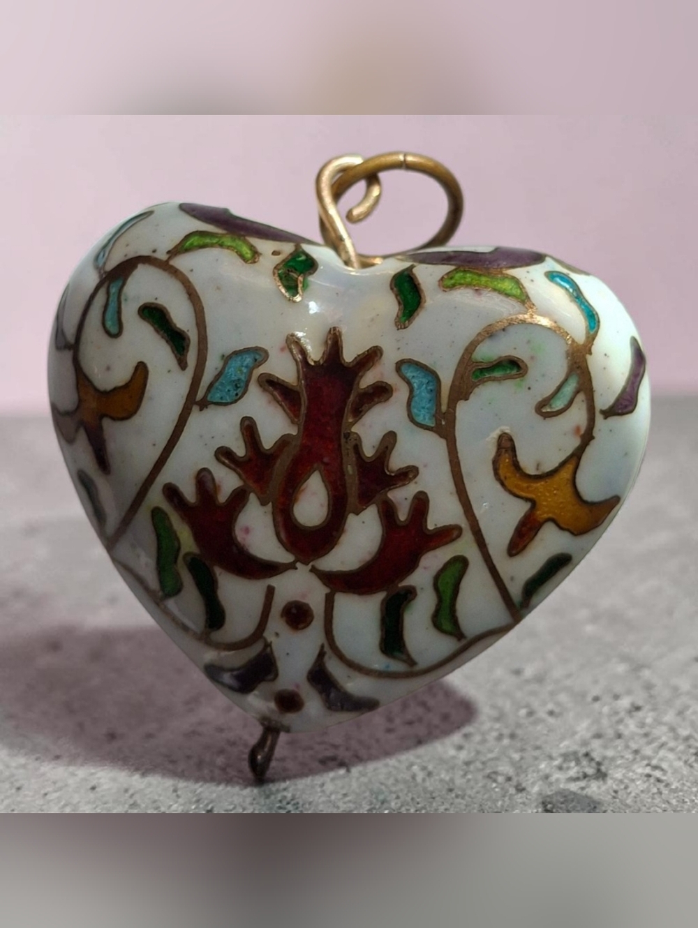 Cloisenne White Enamel Heart Pendant Necklace - Multicolor Vintage